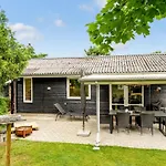 Nilias - 400m To The Inlet By Interhome *